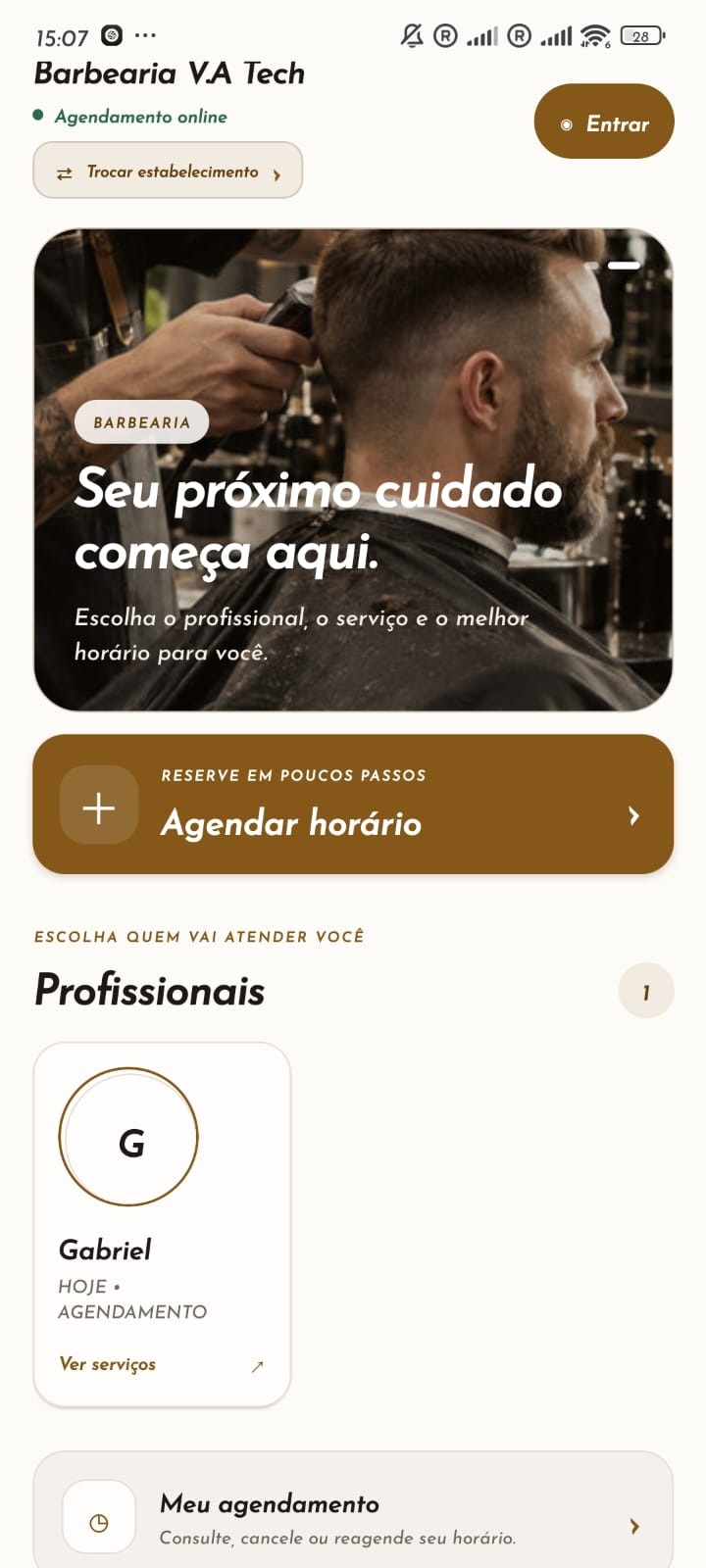 Tema claro da Barbearia V.A Tech no Agenda Studio, com botão Agendar horário e profissional Gabriel